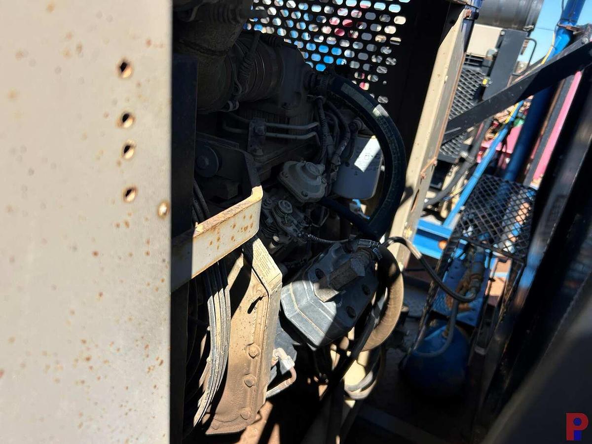 Used BOWEN 2.5 POWER SWIVEL MTD ON T/A BUMPER PULL