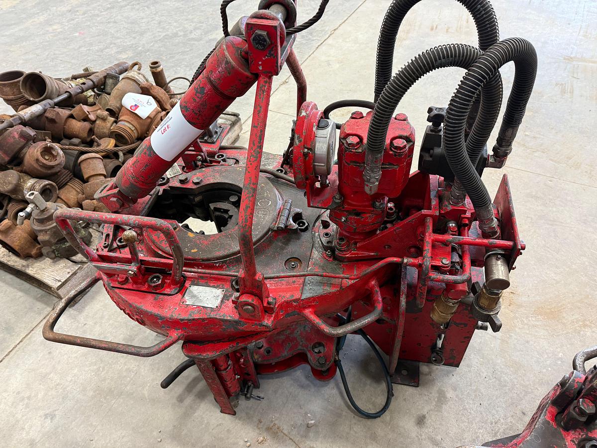 Used WESTCO 5500 HYDRAULIC TUBING TONG W/ AIR BACK-UP, HANGER, & DRESSED