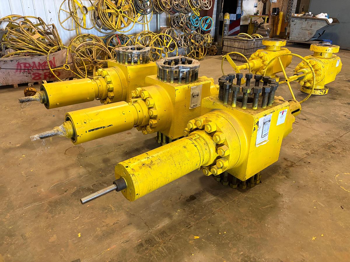 Used (3x$) 7-1/16” 15k hydraulic frac valves