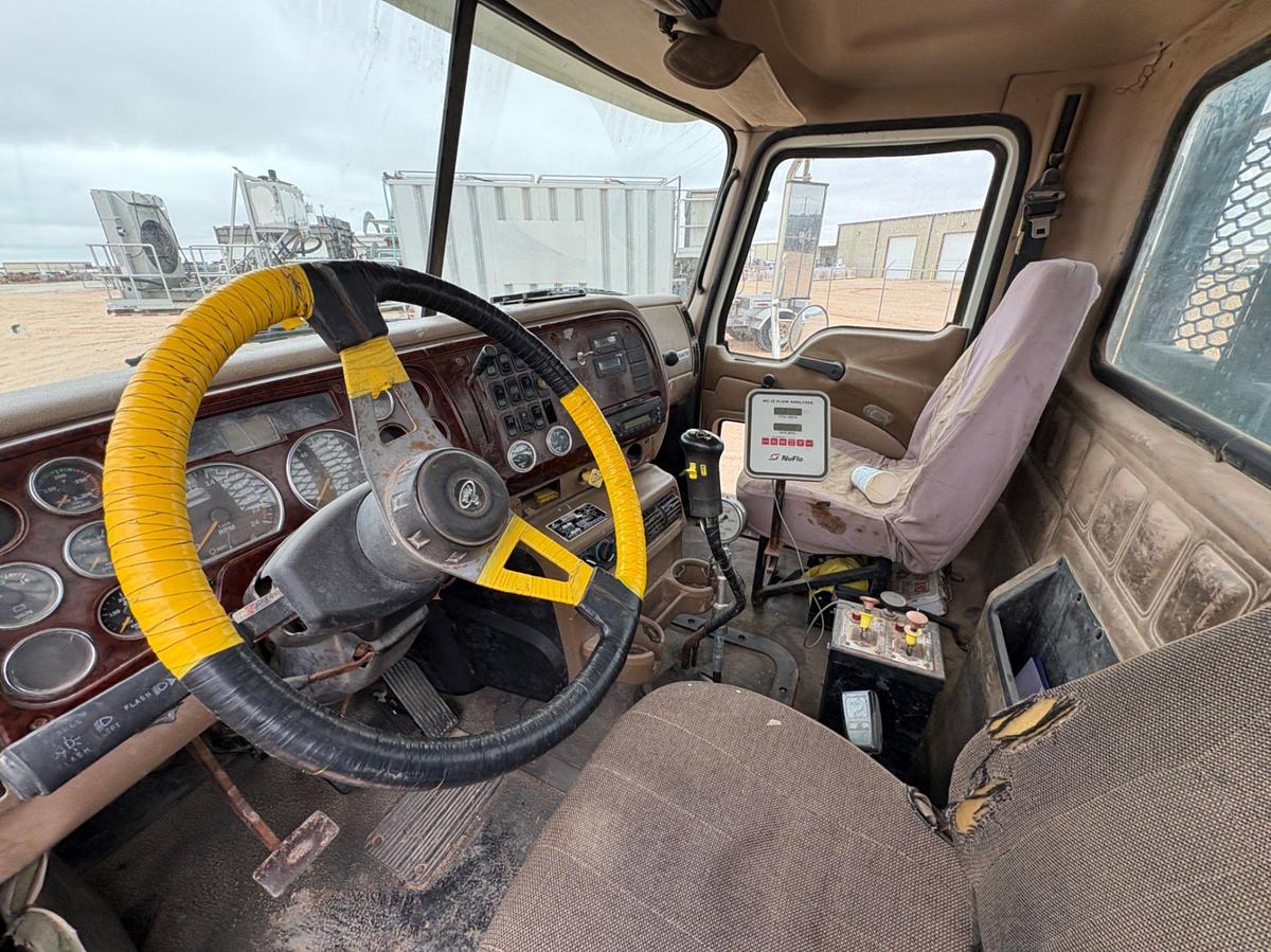 Used 2005 MACK T/A KILL TRUCK & 2013 TROXELL 130BBL KILL TRAILER