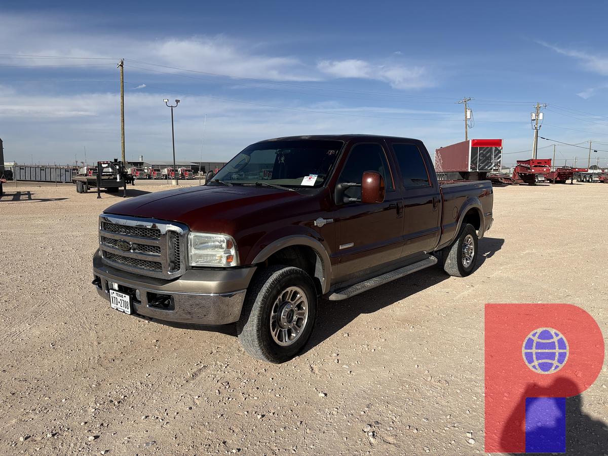 Used 2005 FORD F-250 SUPER DUTY CREW CAB PICUP TRUCK, 4X4