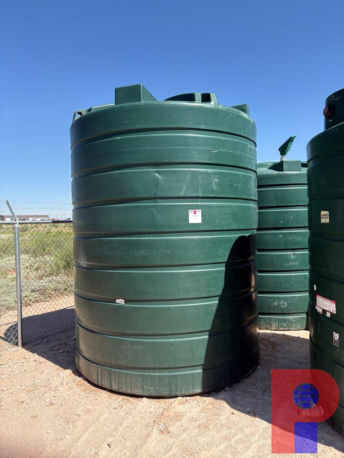 Used ENDURAPLAS 3,000 GALLON PLASTIC WATER TANK