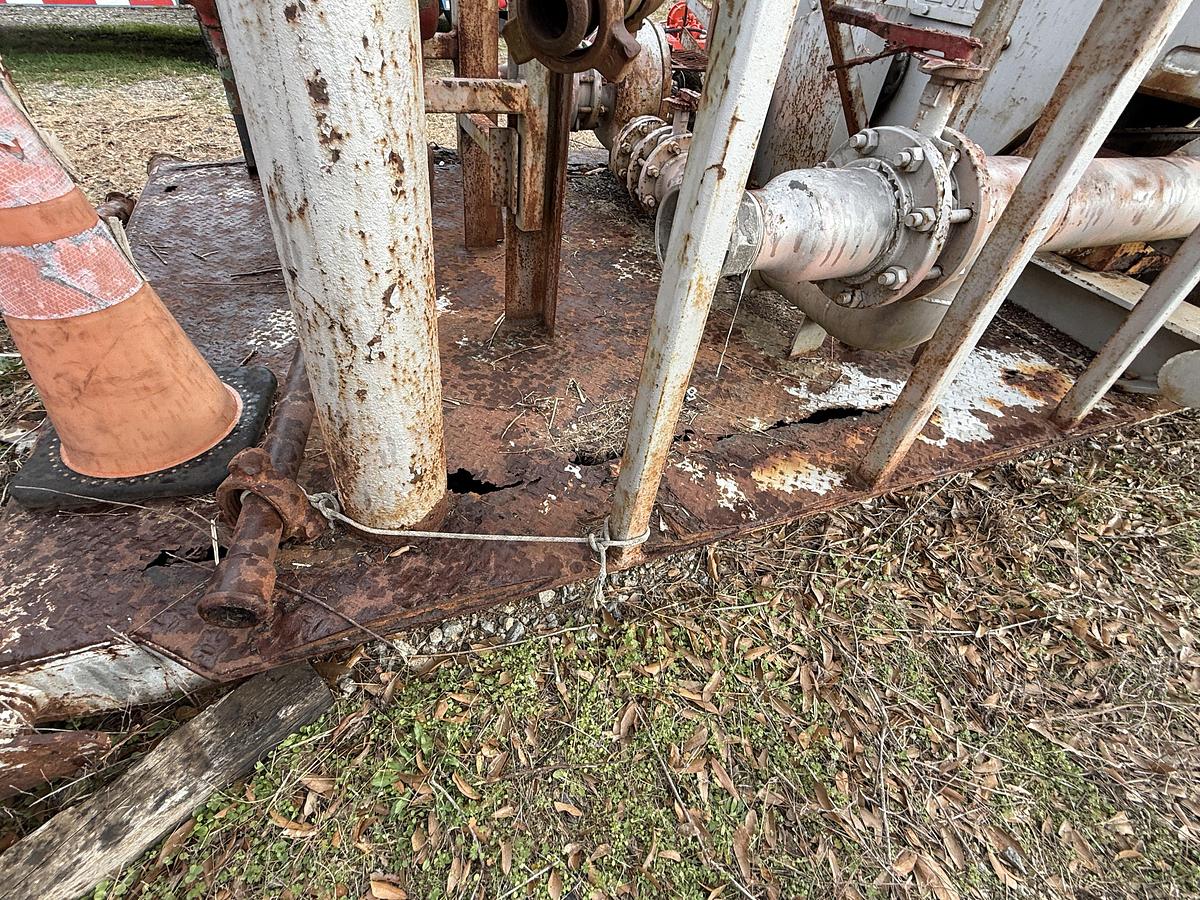 Used EWS 440 5K WP TRIPLEX WELL SERVICE PUMP SKIDDED P/B DETROIT SERIES 60