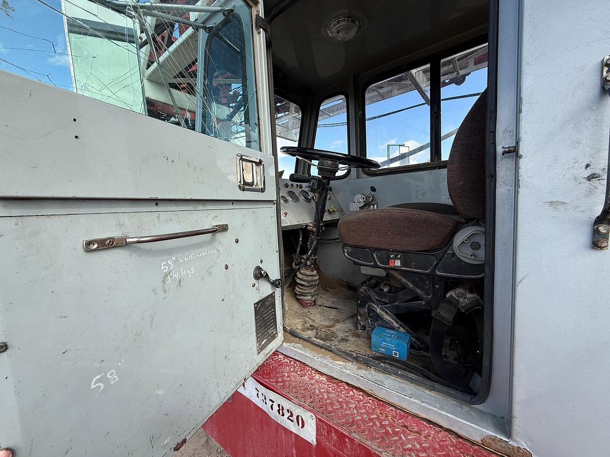 Used 2004 CROWN CE550 DD 104’-250K 5-AXLE WELL SEEVICE WORKOVER RIG