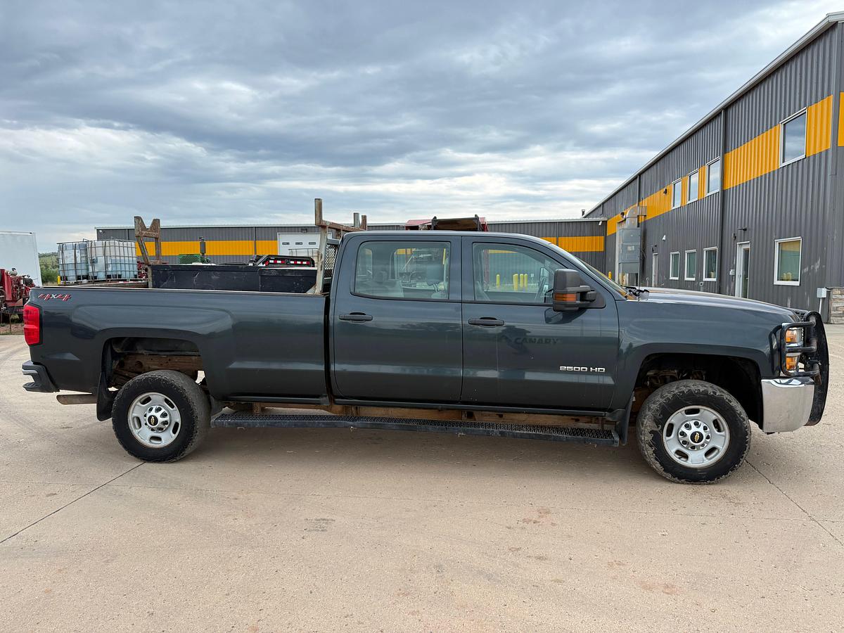 Used 2018 CHEVROLET SILVERADO 2500HD 4X4 CREW CAB PICKUP TRUCK