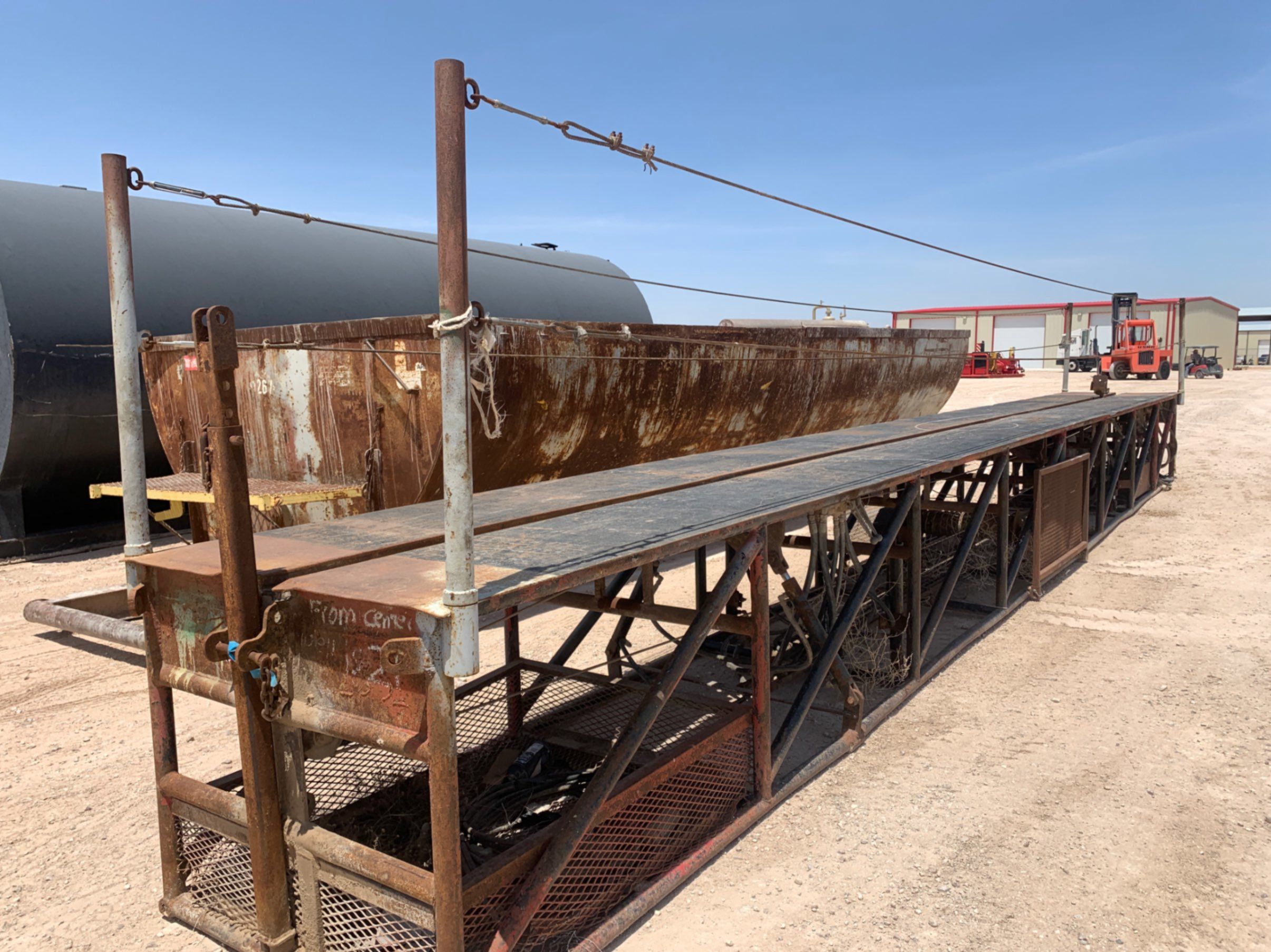 Used 480” L x 60” W x 42” T Hydraulic Catwalk