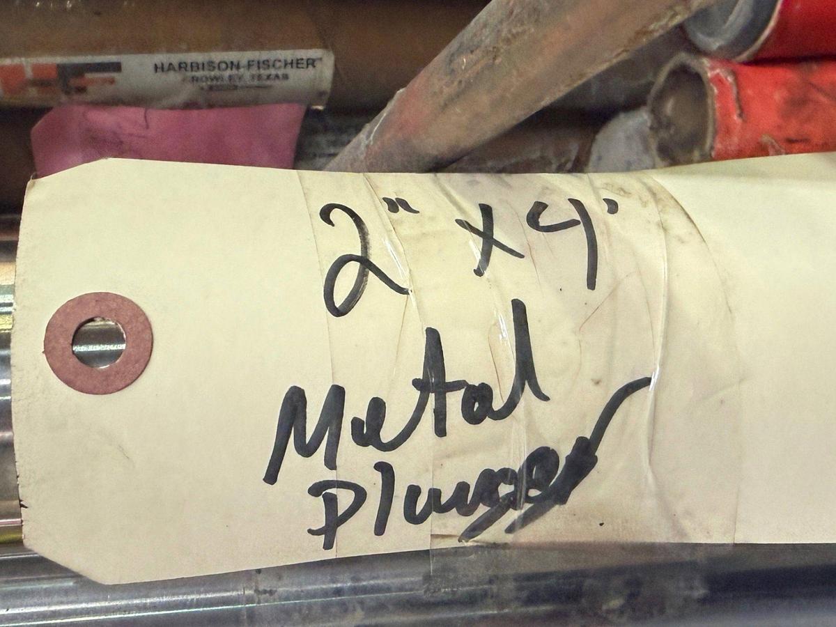Used (10x$) asst’d Plungers