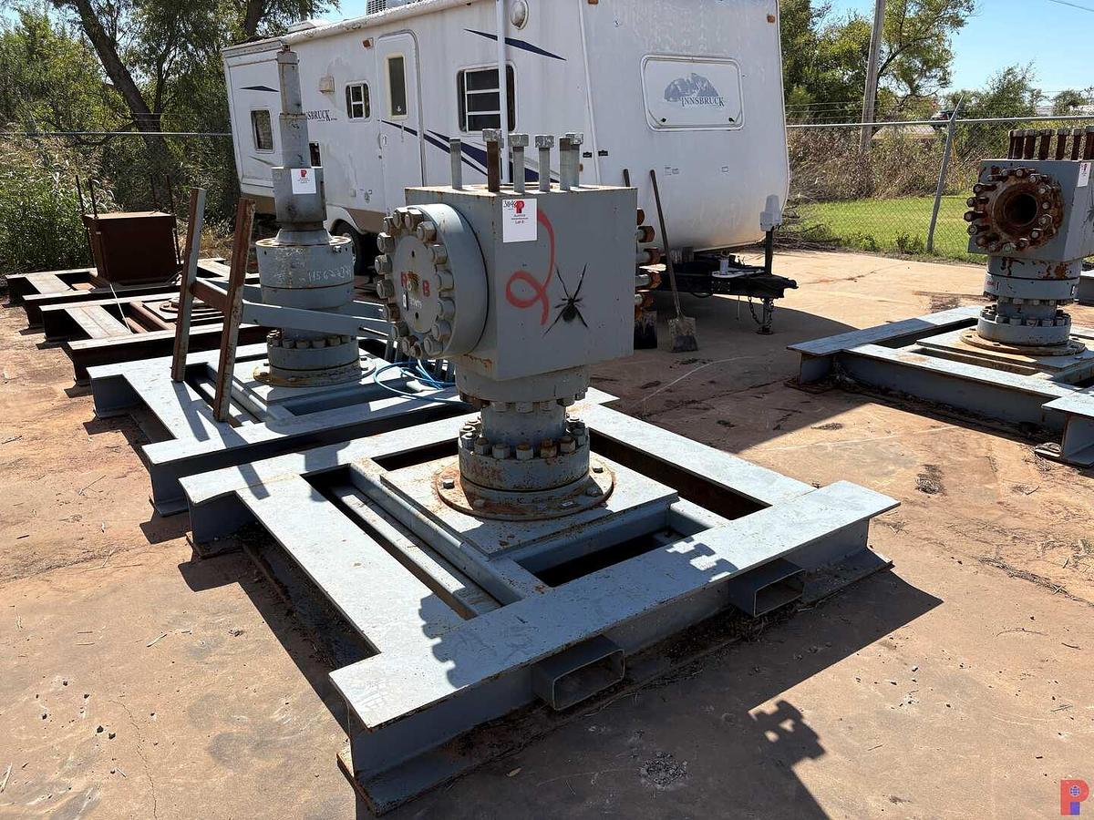 Used 7’ X 6’ FRAC TREE TRANSPORT SKID W/ 7-1/16” FLUID CROSS & FORKLIFT POCKETS