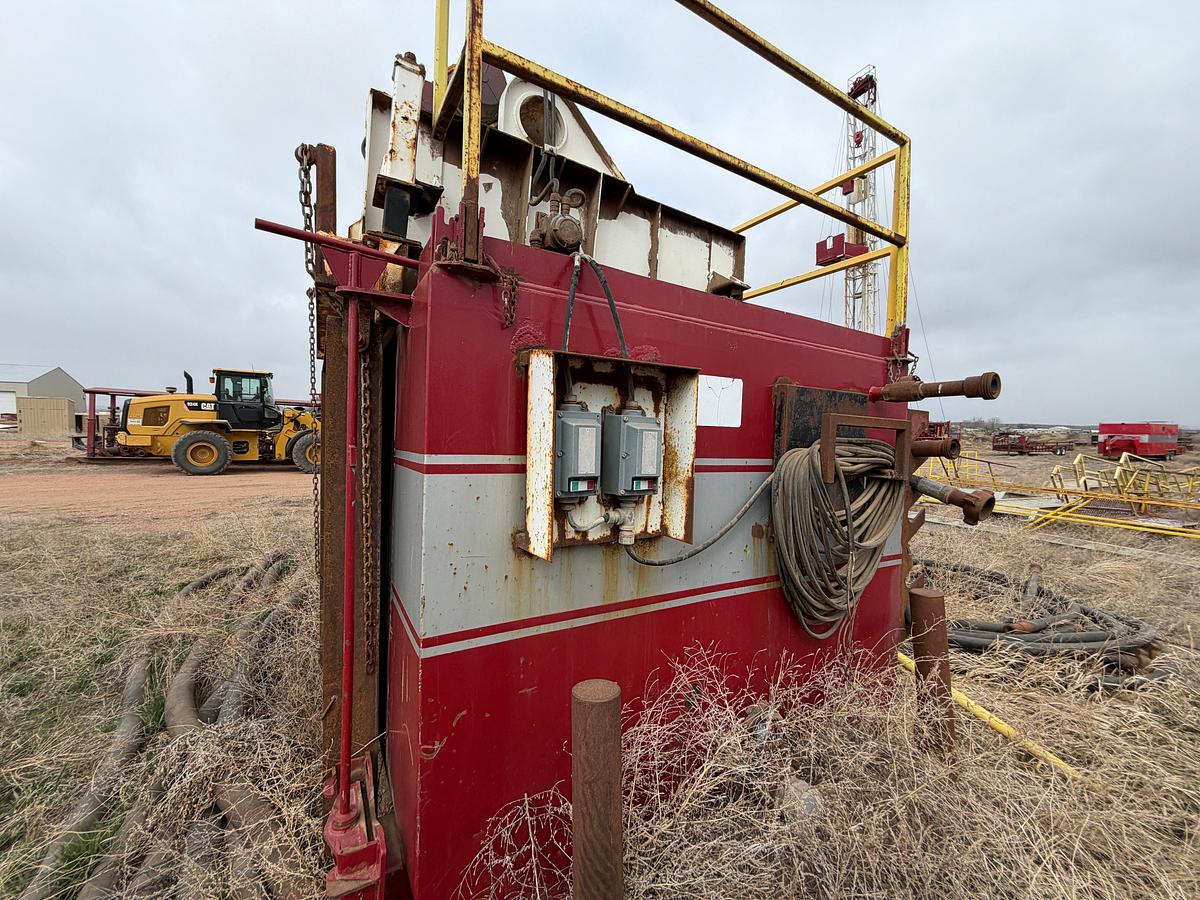Used 20x8x6h 2 COMPARTMENT SHAKER TANK
