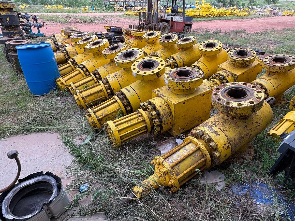Used (12x$) 7-1/16” 10k frac valves