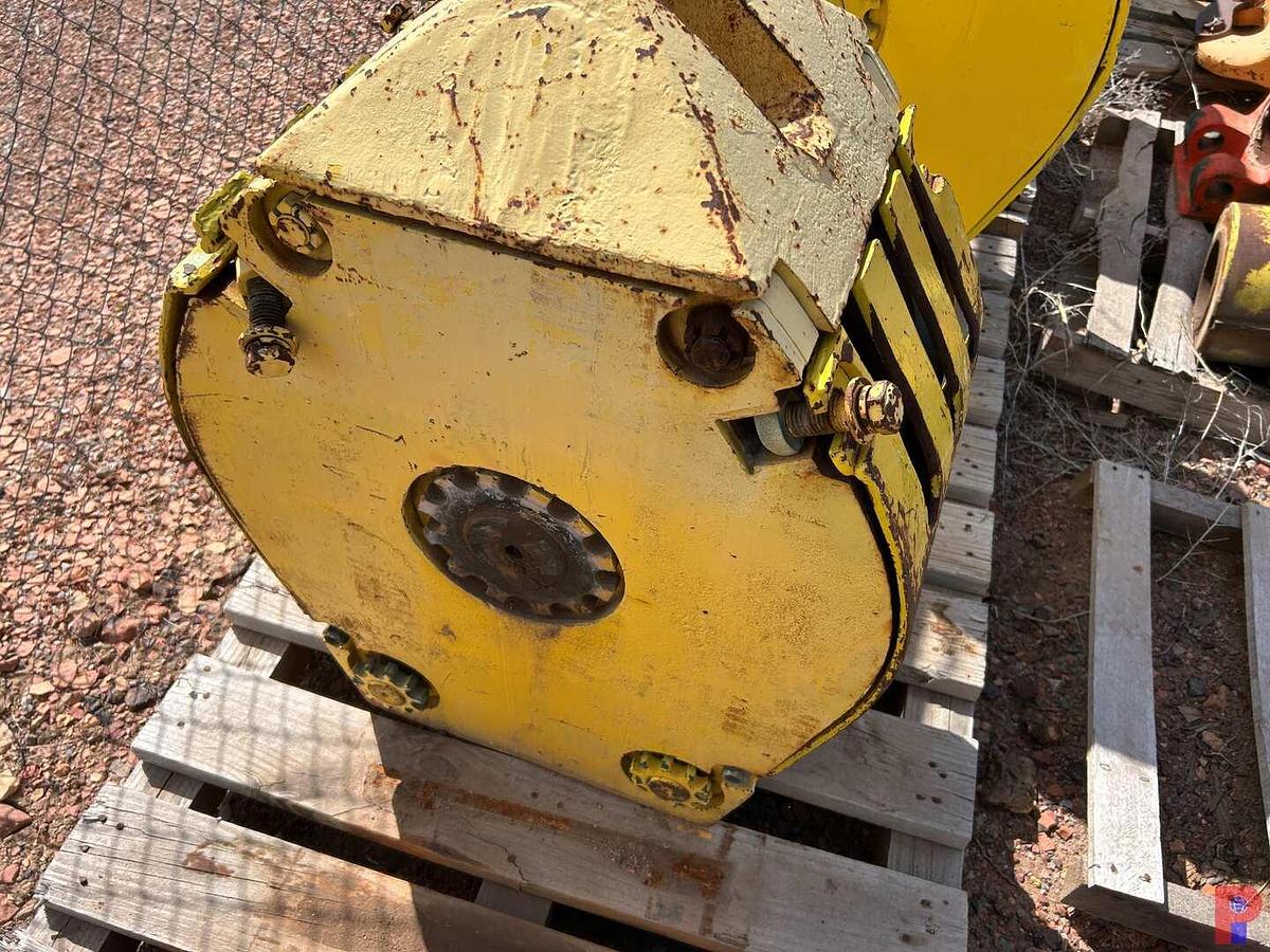 Used MCKISSICK 83 A 100 TON BLOCK W/ (3) 24" X 1" SHEAVES & HOOK