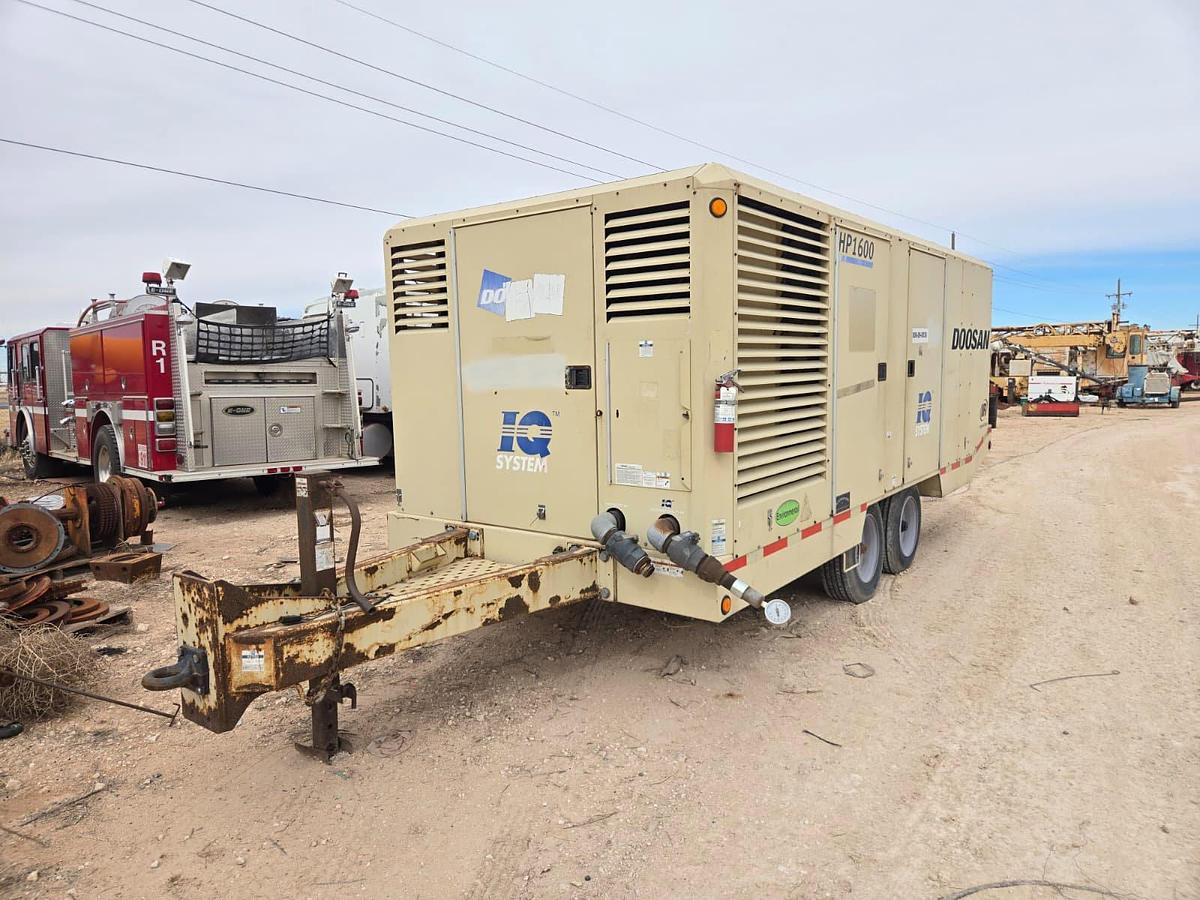 Used 2014 Doosan HP1600 CFM Portable Air Compressor