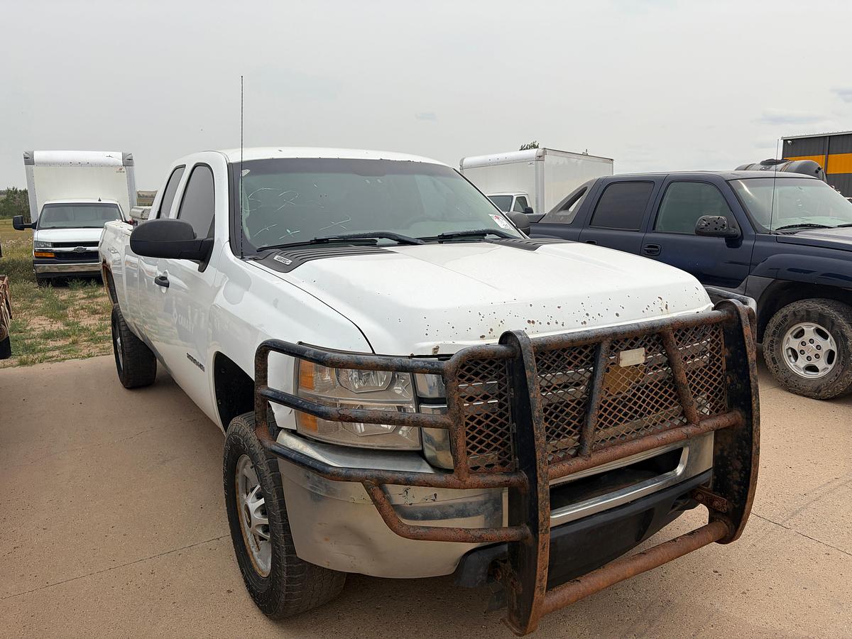 Used 2013 CHEVROLET SILVERADO 2500HD 4X4 EXT CAB PICKUP TRUCK