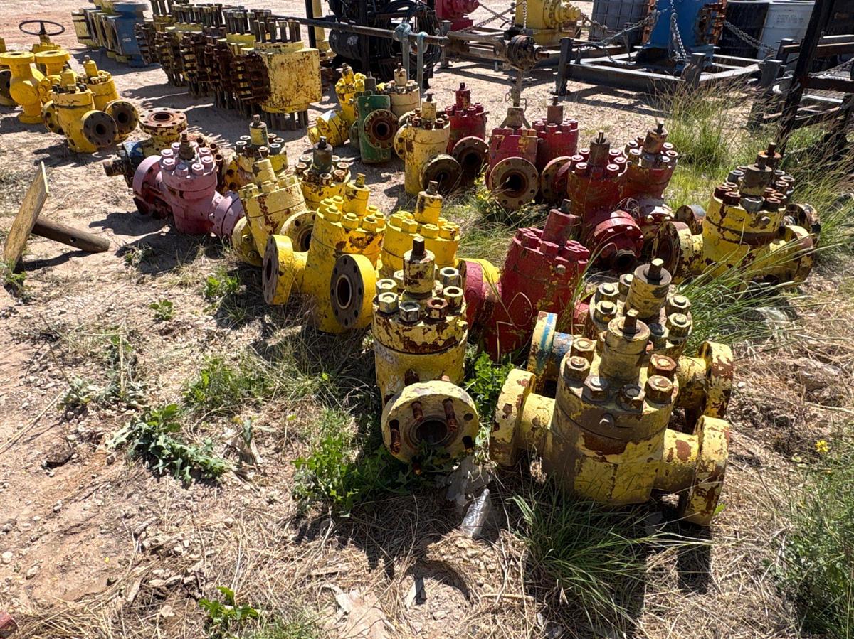 Used (12x$) (12) 4-1/16” 10k gate valves