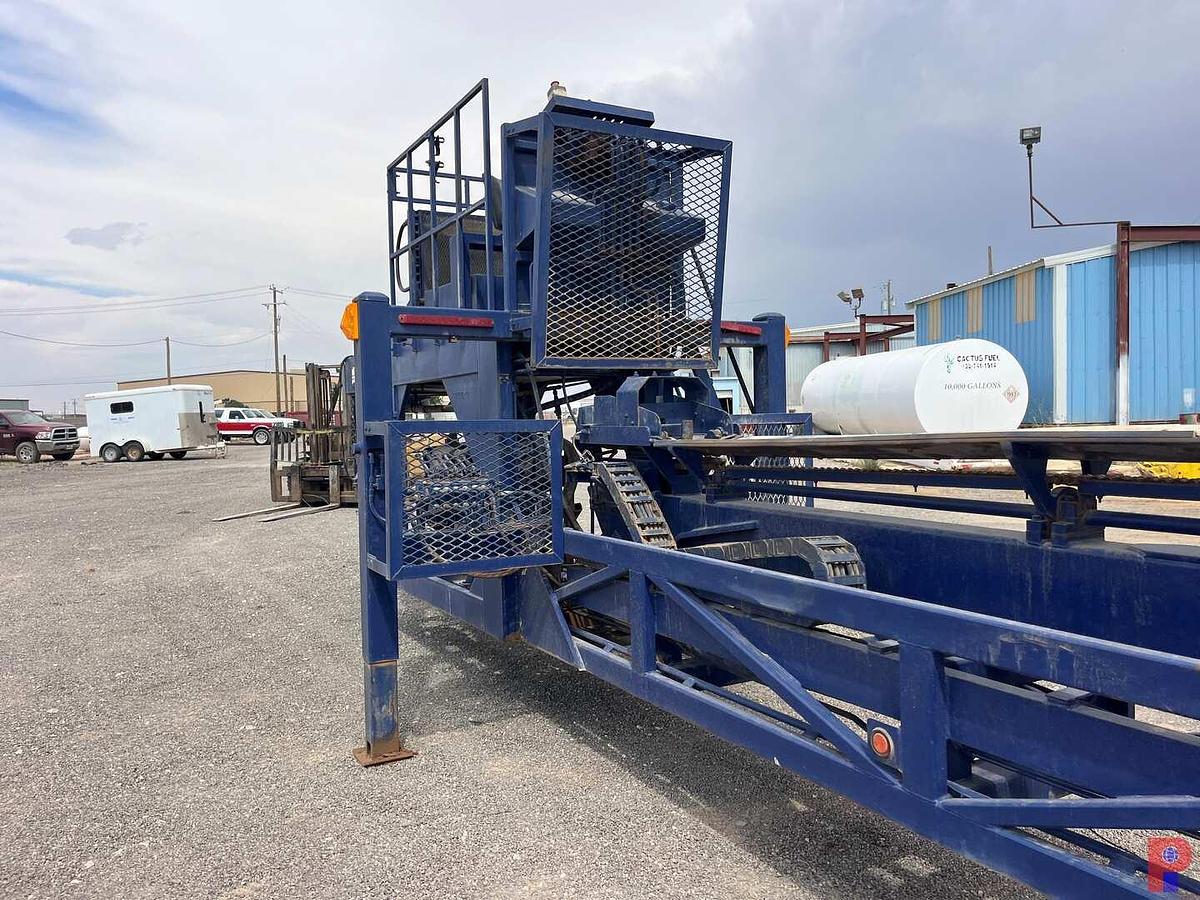 Used 38’ PIPEHANDLER CATWALK TRAILER P/B A DEUTZ 3 CYLINDER ENGINE