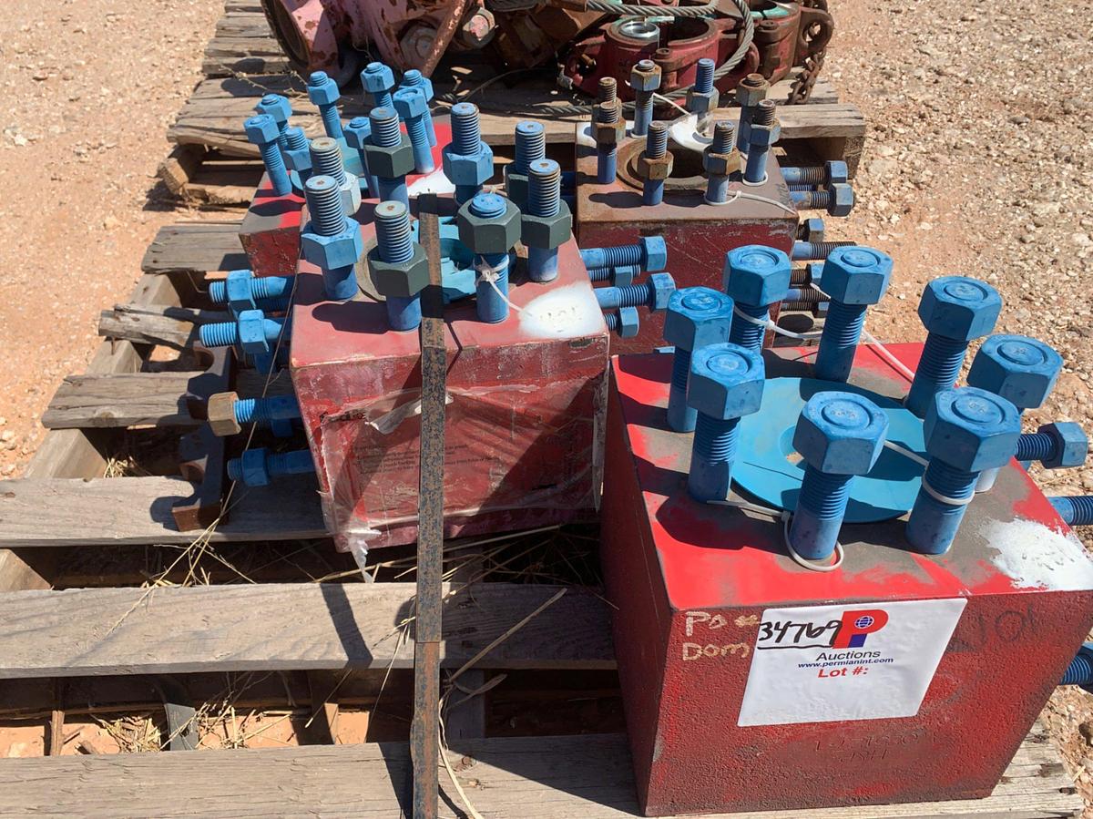 Used (4) 2 1/16 5M x 2 1/16 5M STUDDED TEE