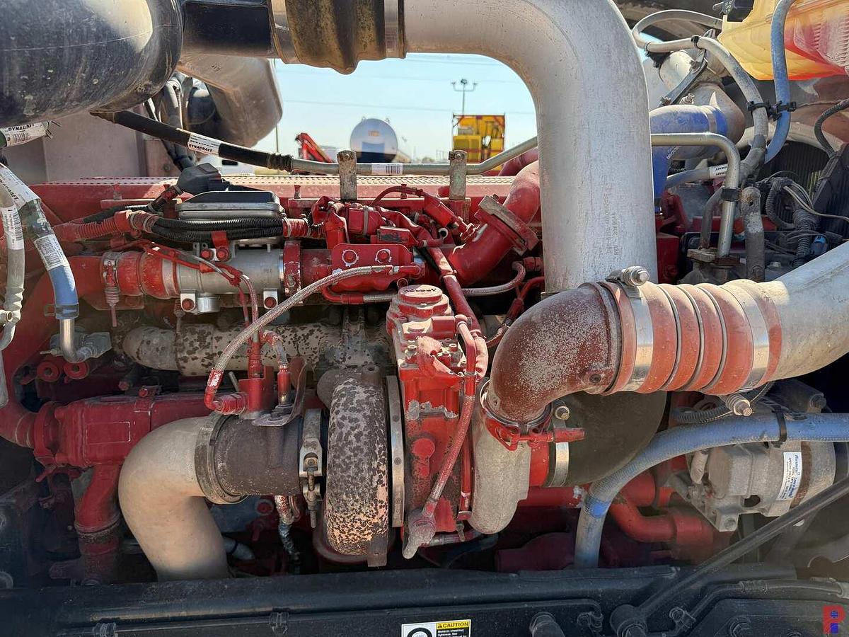 Used 2013 PETERBILT 388 T/A SLEEPER HAUL TRUCK