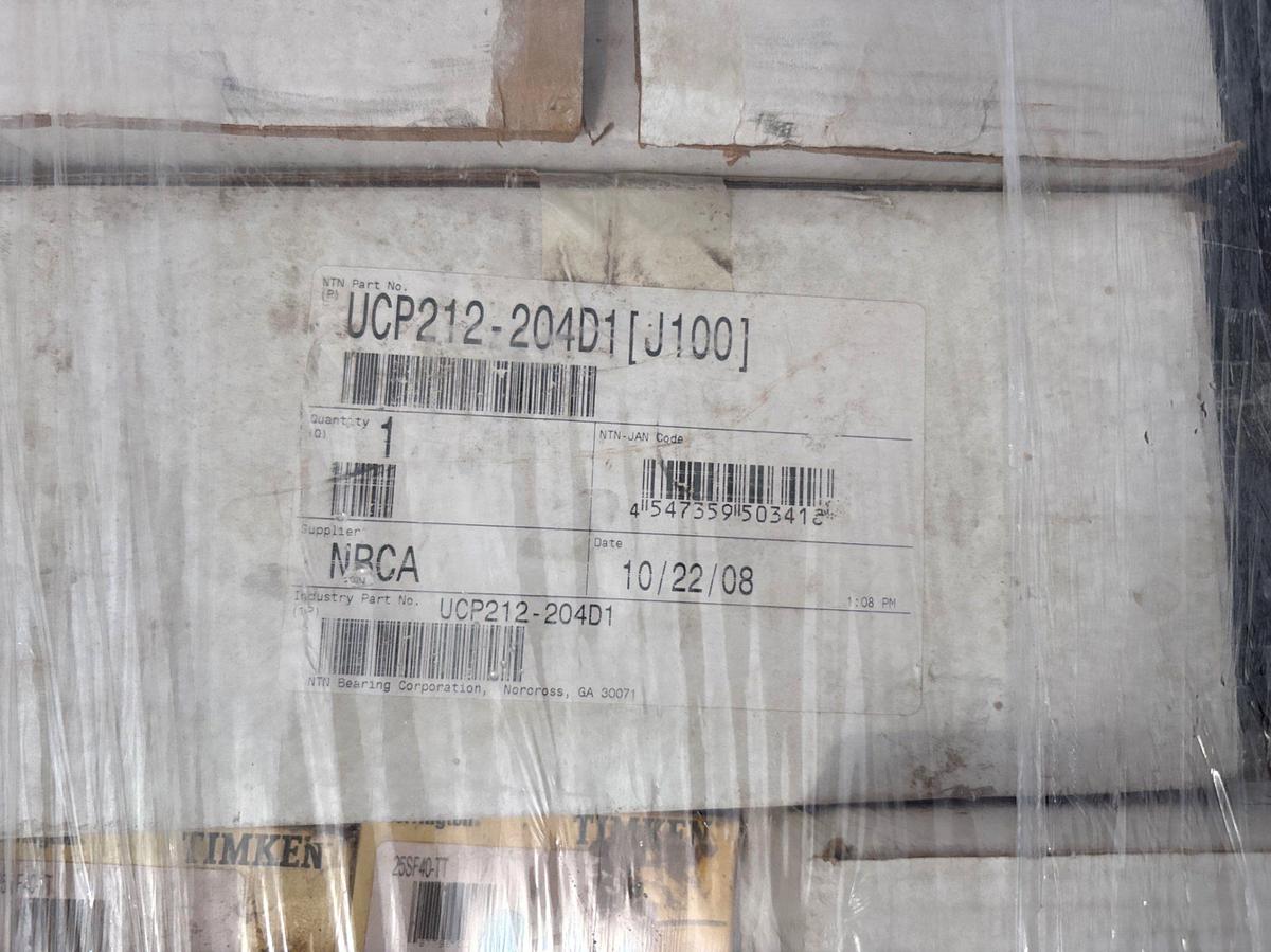 Used (3 pallets) of assorted oil seals & pillow block bearings,