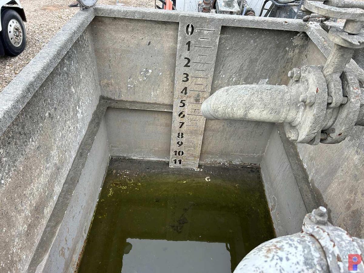 Used 2005 MACK CV513 T/A CEMENT SPM TRIPLEX PUMP TRUCK