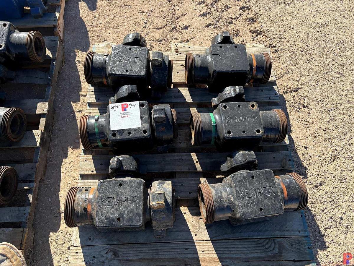 Used (6) KEMPER 4” X 2” 1502 “T” FITTINGS