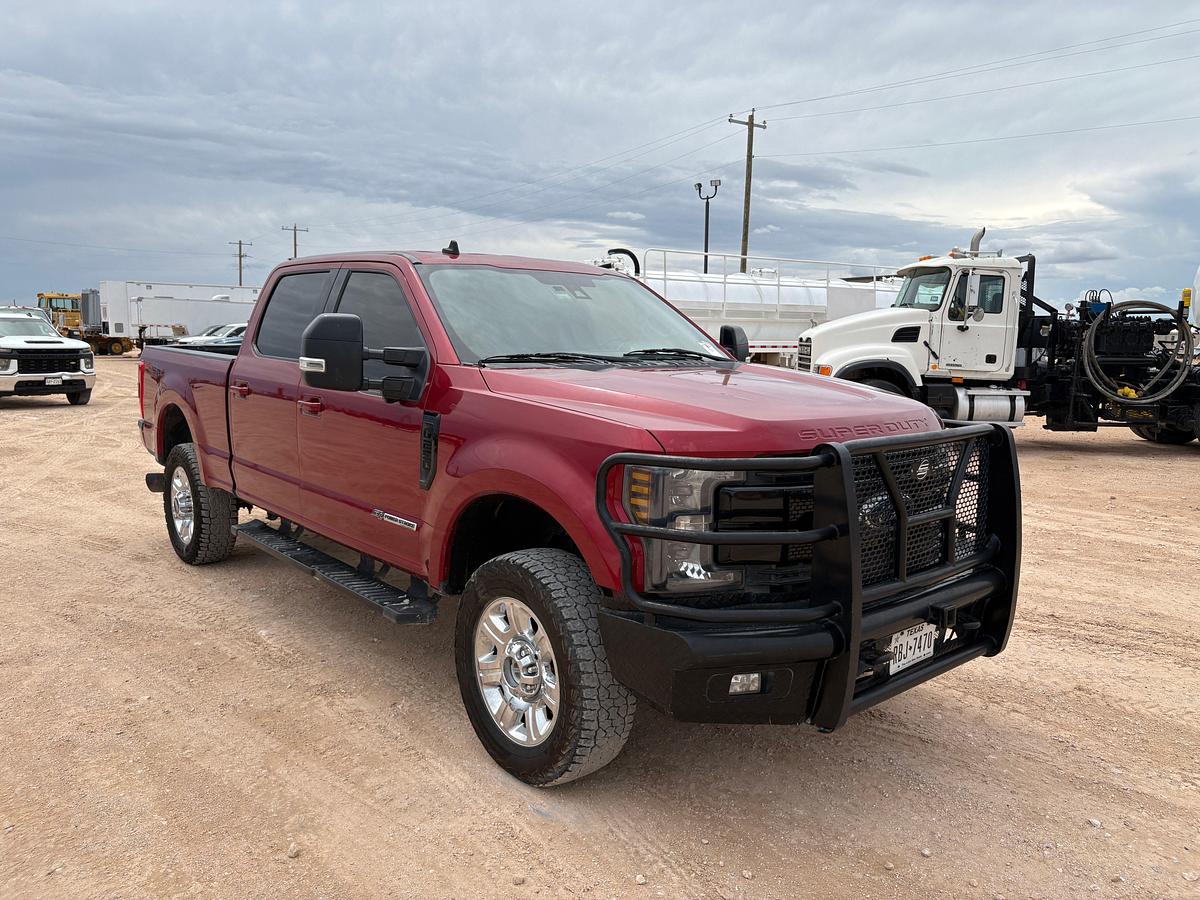 Used 2019 FORD F-250 SUPER DUTY CREW CAB PICKUP TRUCK