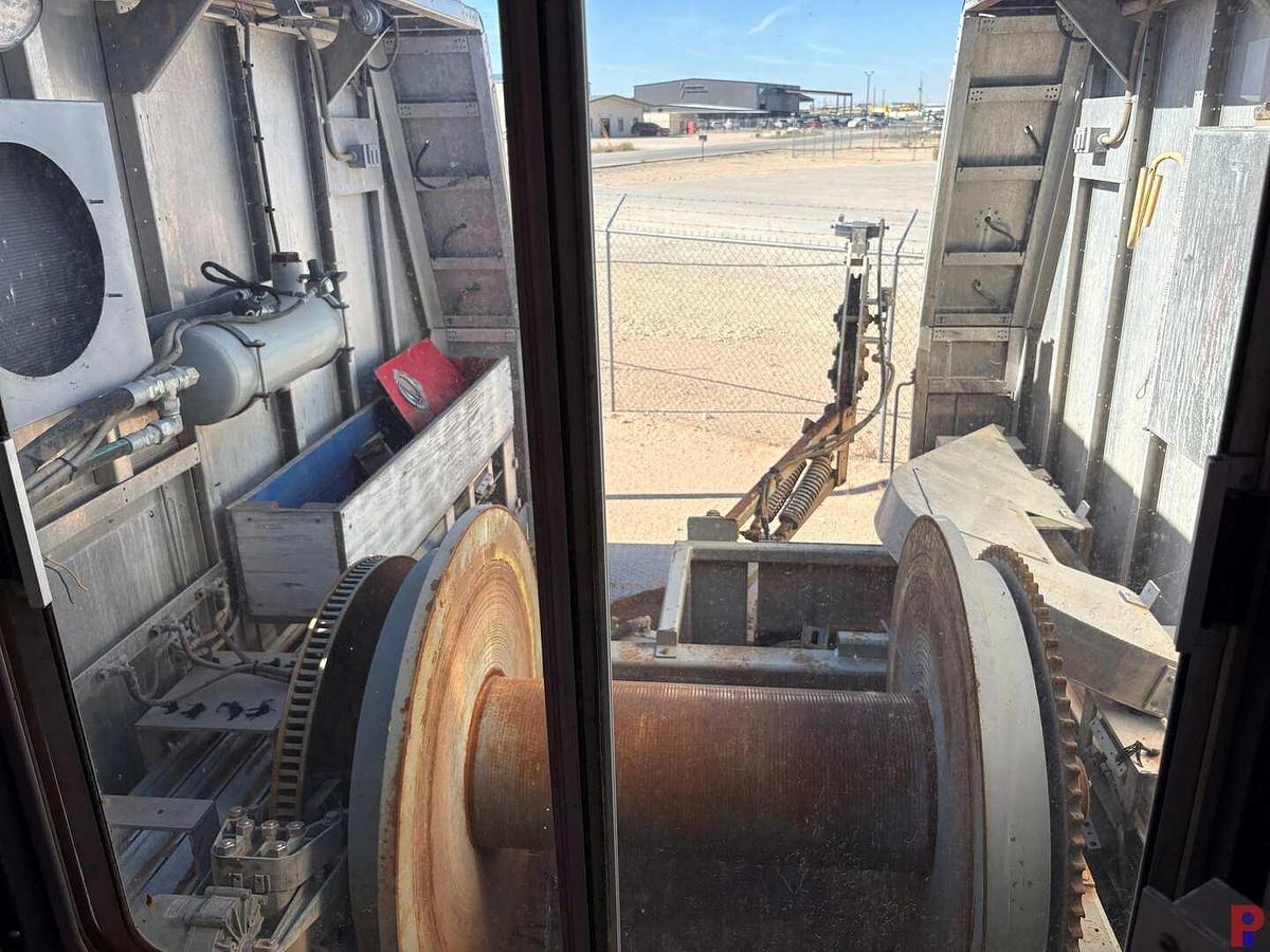 Used 2007 KENWORTH T800 T/A DAYCAB WIRELINE TRUCK (INOP)