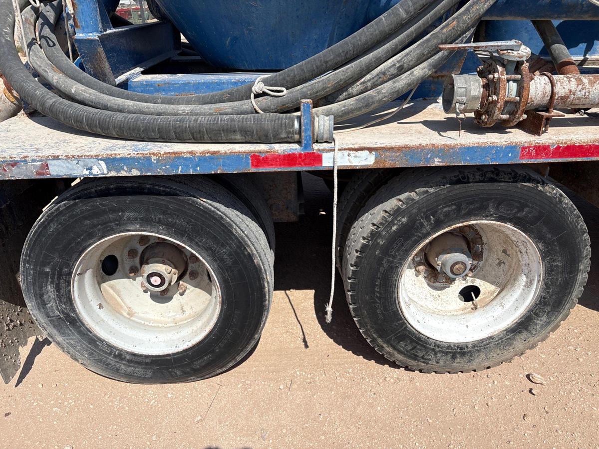 Used 2006 SHOPBUILT T/A CEMENT PUMP TRAILER