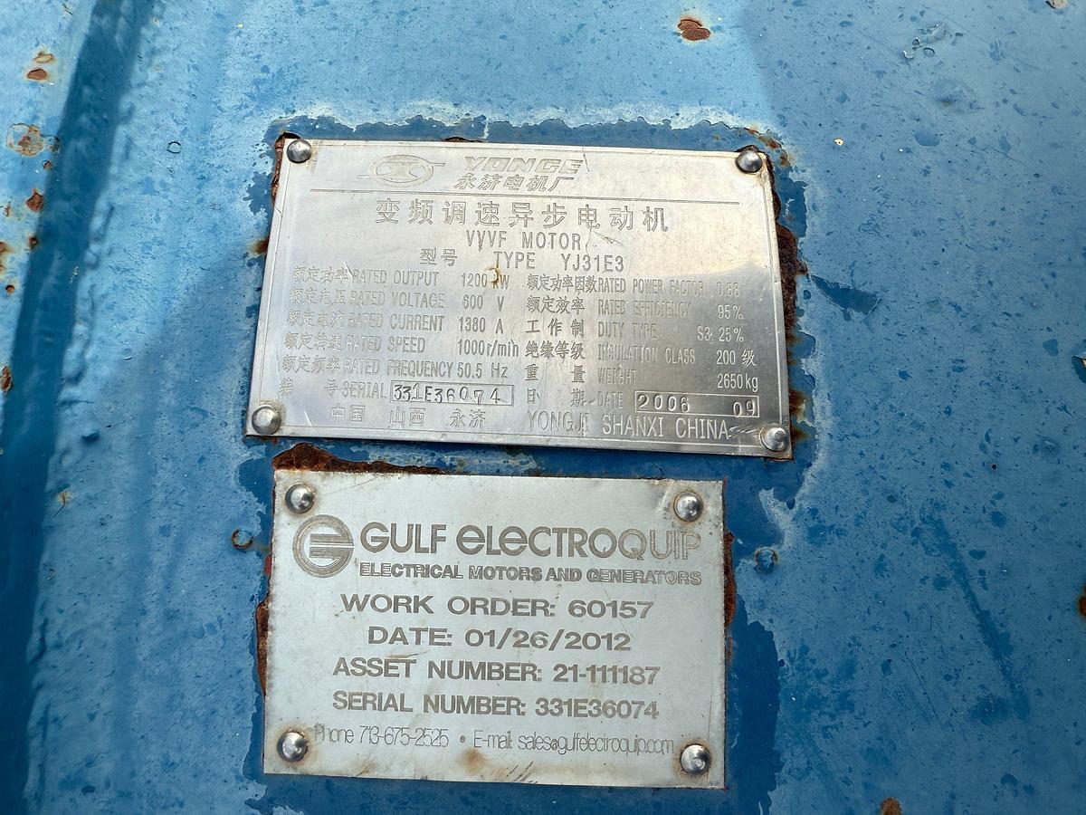 Used CONTINENTAL EMSCO FB-1600 5K WP TRIPLEX MUD PUMP W/ AC ELECTRIC MOTOR &  MIXING TANK SKIDDED