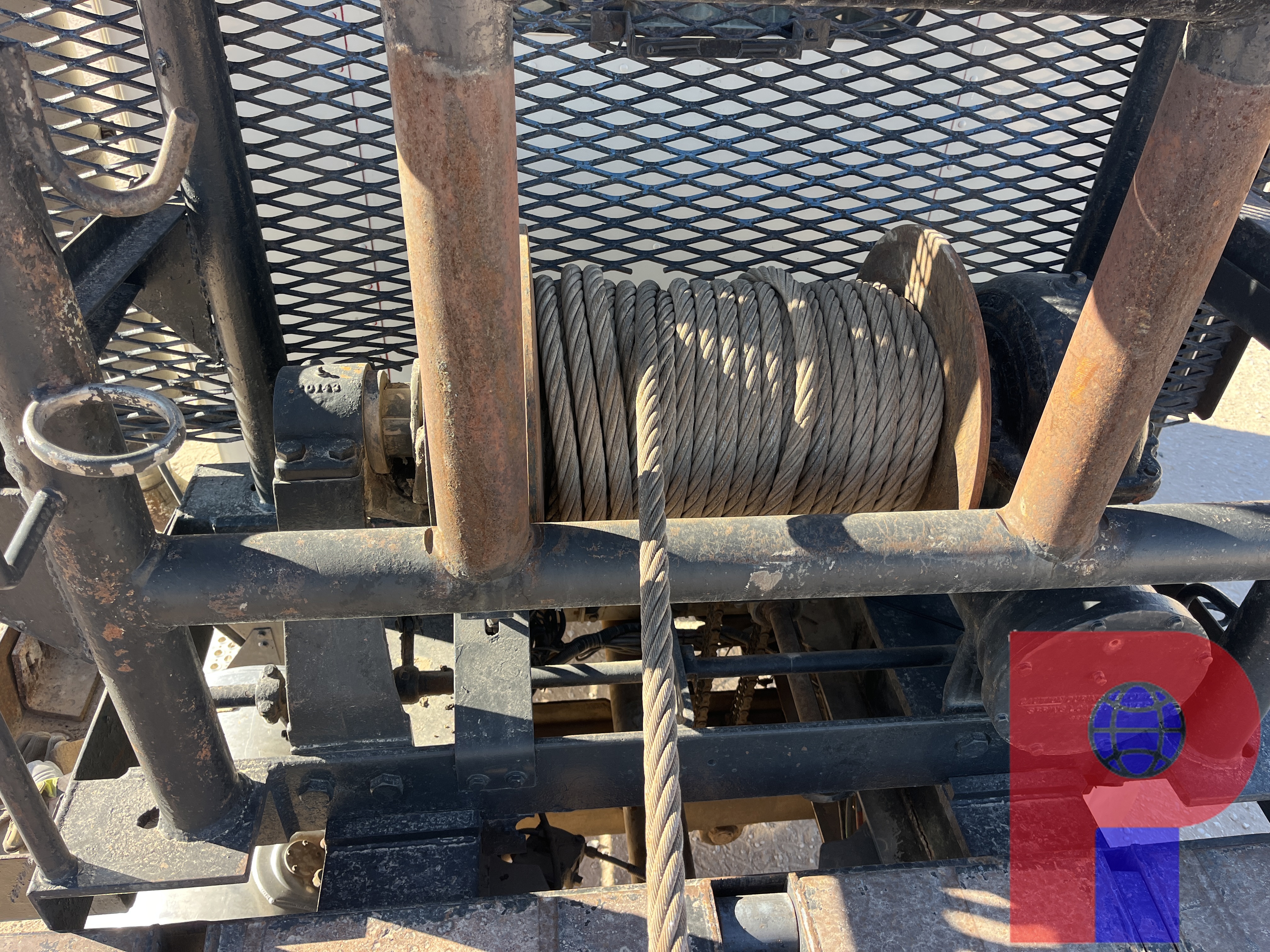 Used 2005 KENWORTH T800 T/A DAYCAB SLICKBACK WINCH TRUCK