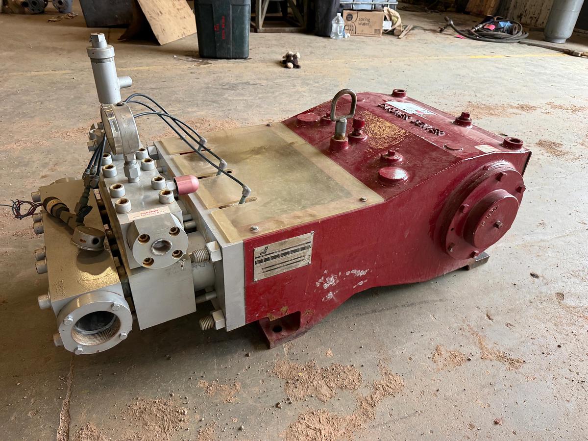 Used (UNUSED) GARDNER DENVER MODEL TY-375S 10K WP TRIPLEX PUMP