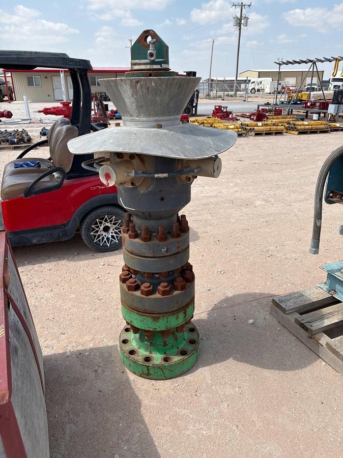 Used (2) spacer spools & (1) hydraulic wireline stripper