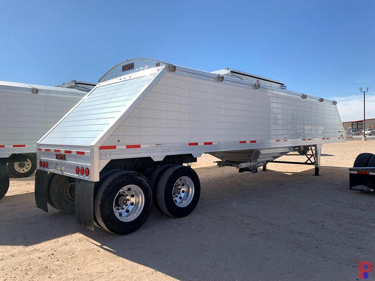 Used 2024 TIMPTE ROUGHNECK 39’ X 8’ T/A HOPPER BOTTOM SAND TRAILER