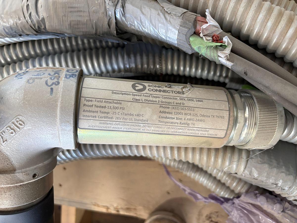 Used (6) 50ft rolls of ESP cable w/ sonic connections speed feed connectors