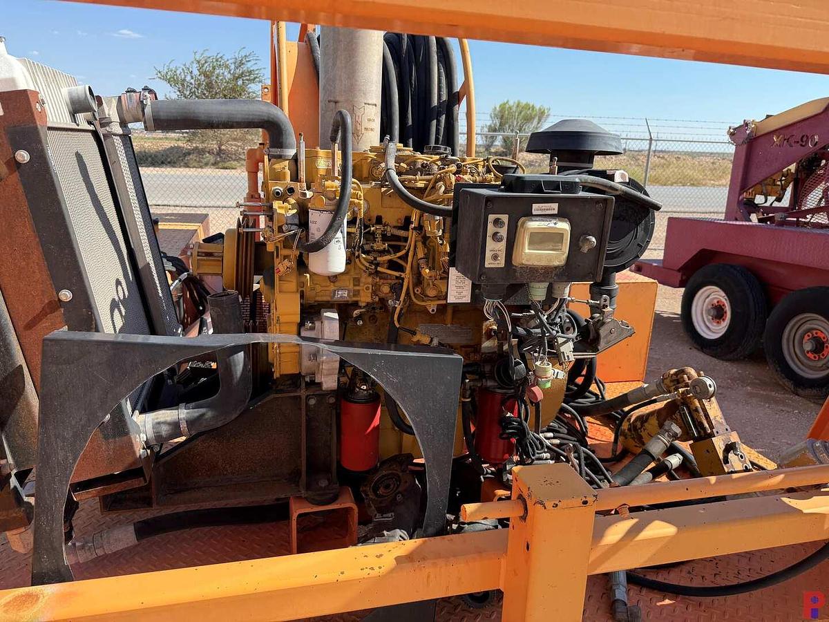 Used VENTURETECH XK-90 POWER SWIVEL UNIT MTD ON 2012 VENTURETECH T/A GOOSENECK TRAILER