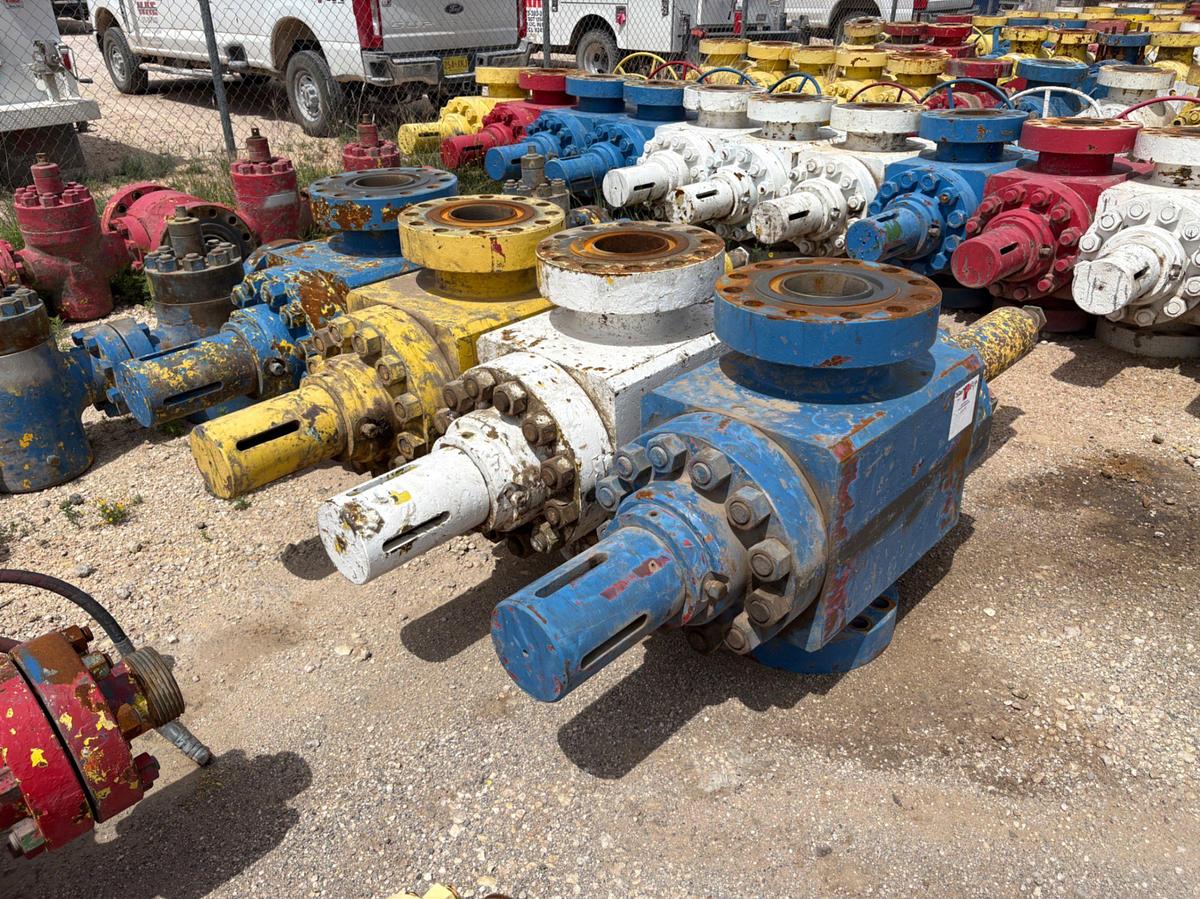 Used (4x$) (4) 7-1/16” 10k frac valves