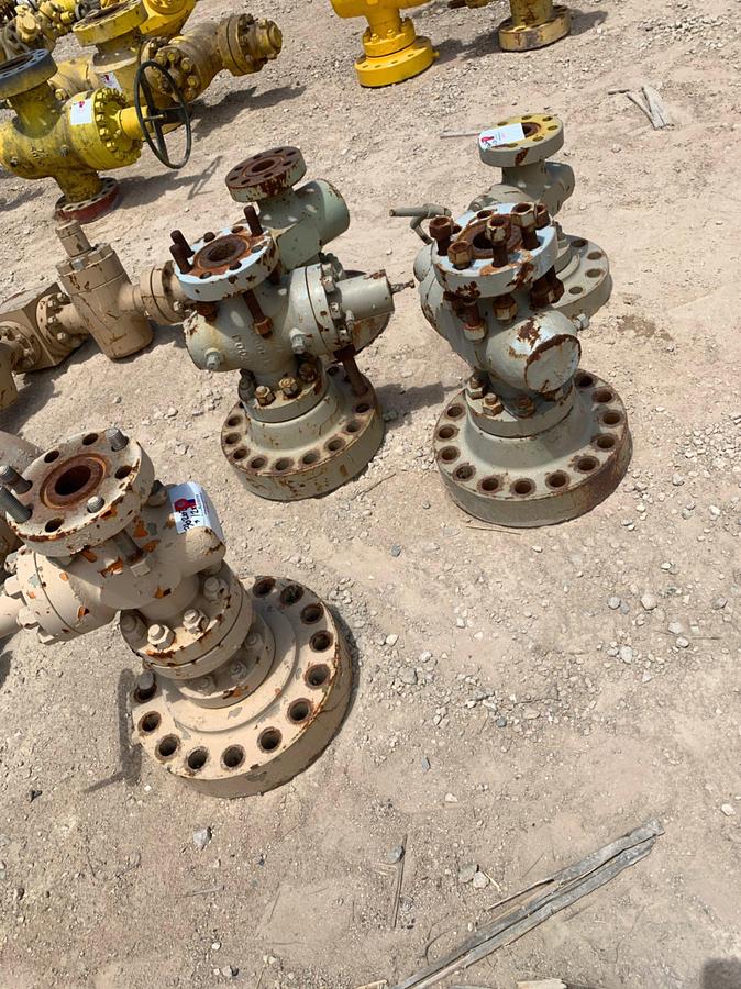 Used (12x) Assorted 2-9/16 to 3” 5k Gate Valves