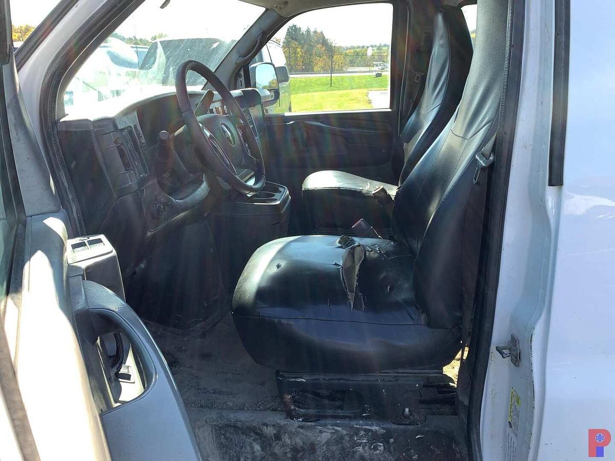 Used 2013 CHEVROLET EXPRESS PASSENGER VAN