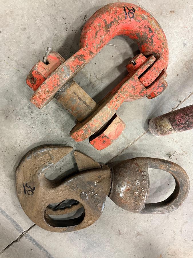 Used (2)- (1) OIL COUNTRY 35 TON & (1) 30 TON ROD HOOK & CLEVIS