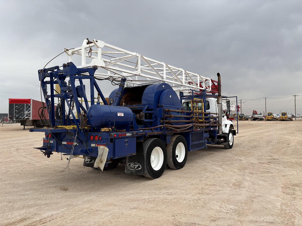 Used 2005 WATSON HOPPER S/D SWAB RIG MTD ON T/A INTERNATIONAL 7400