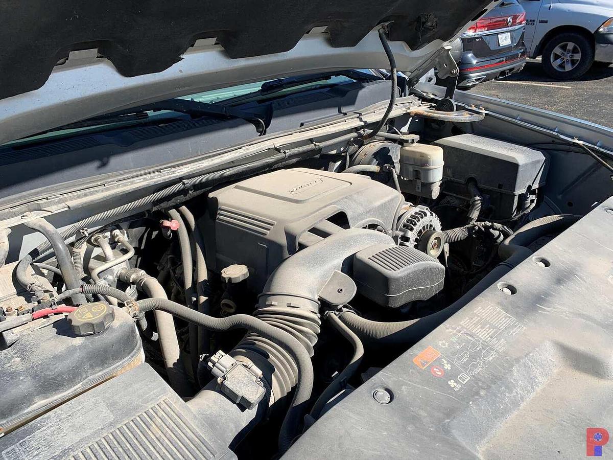 Used 2013 CHEVROLET SILVERADO 1500 4X4 CREW CAB PICKUP