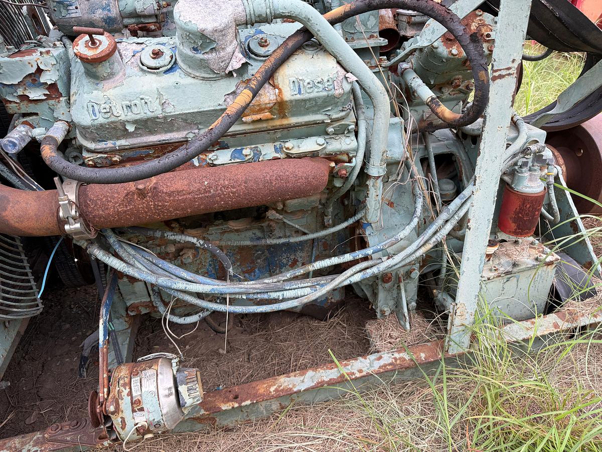 Used DETROIT 6V92T ENGINE W/ TWIN DISC F-10017-TC1 TORQUE CONVERTER & RADIATOR, SKIDDED