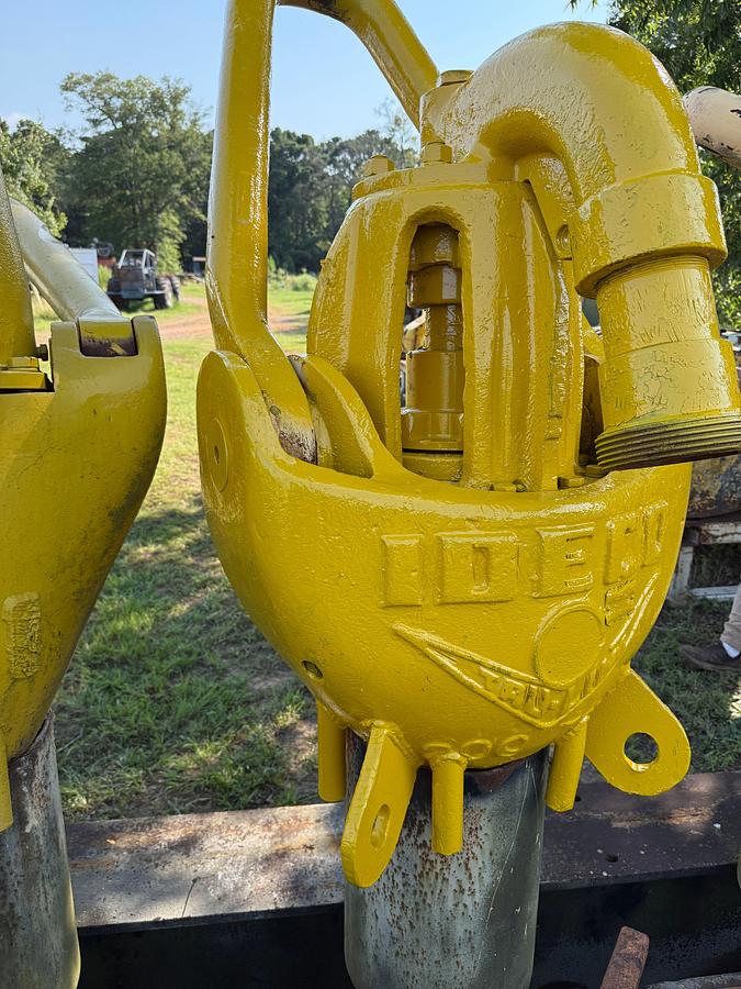Used IDECO 200-TON 4-1/2” REG BOX ROTARY SWIVEL