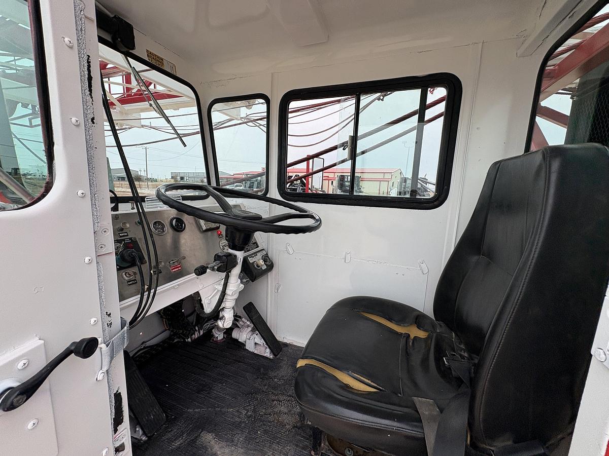 Used 2012 RIG WORKS MUSTANG 550 5-AXLE WELL SERVICE RIG