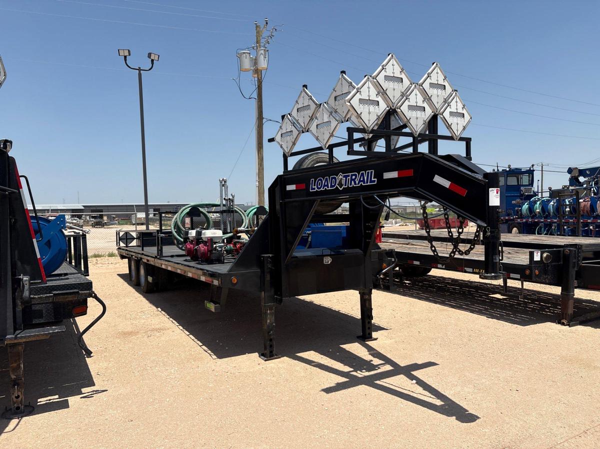 Used 2022 LOAD TRAIL 30’ X 102” T/A GOOSENECK CHEMICAL PUMP TRAILER