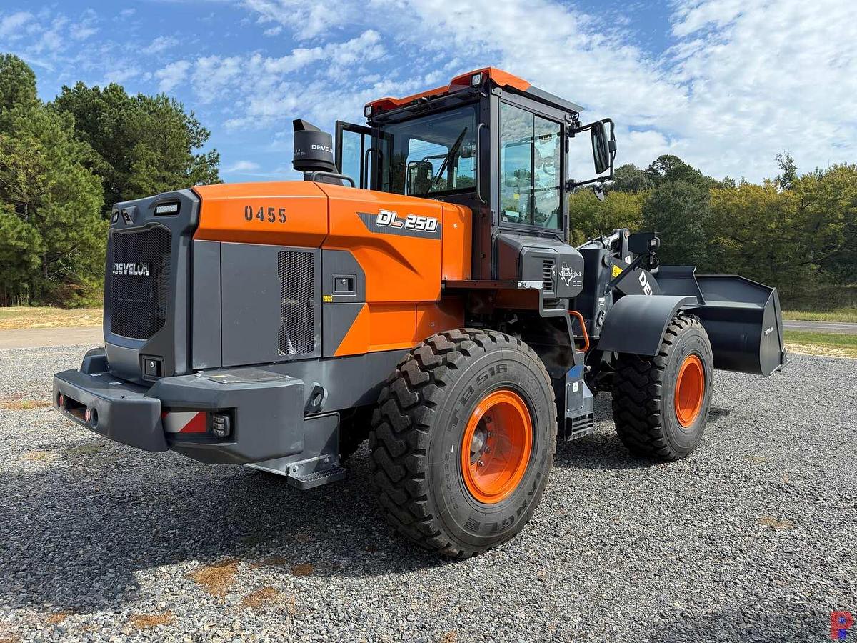Used (NEW) 2024 DEVELON DL250-7 WHEEL LOADER **3 YEAR 5000 HOUR FULL WARRANTY**