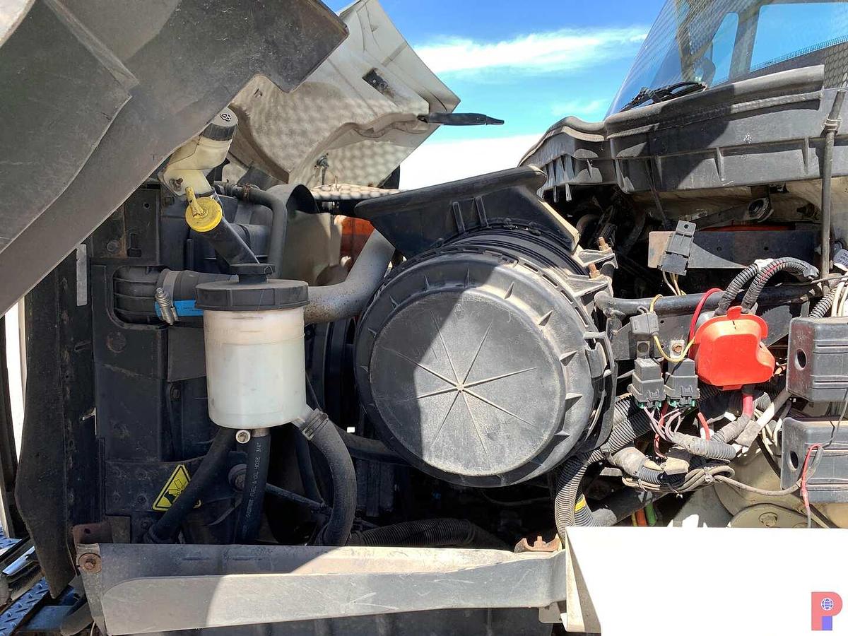 Used 2013 INTERNATIONAL  WORKSTAR 7300 4WD HI-RANGER 55' S/A BUCKET TRUCK