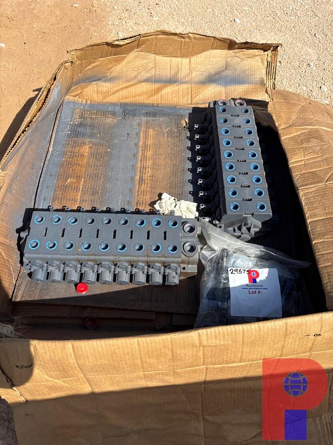 Used (2) UNUSED 9-SECTION HYDRAULIC CONTROL VALVES