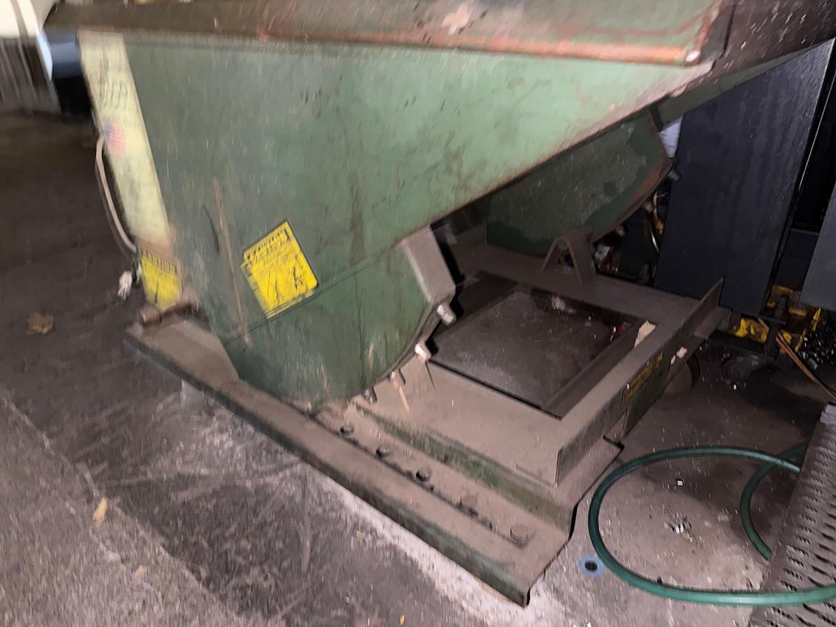 Used ROLLING  3-4 CUYD SELF-DUMPING METAL HOPPER