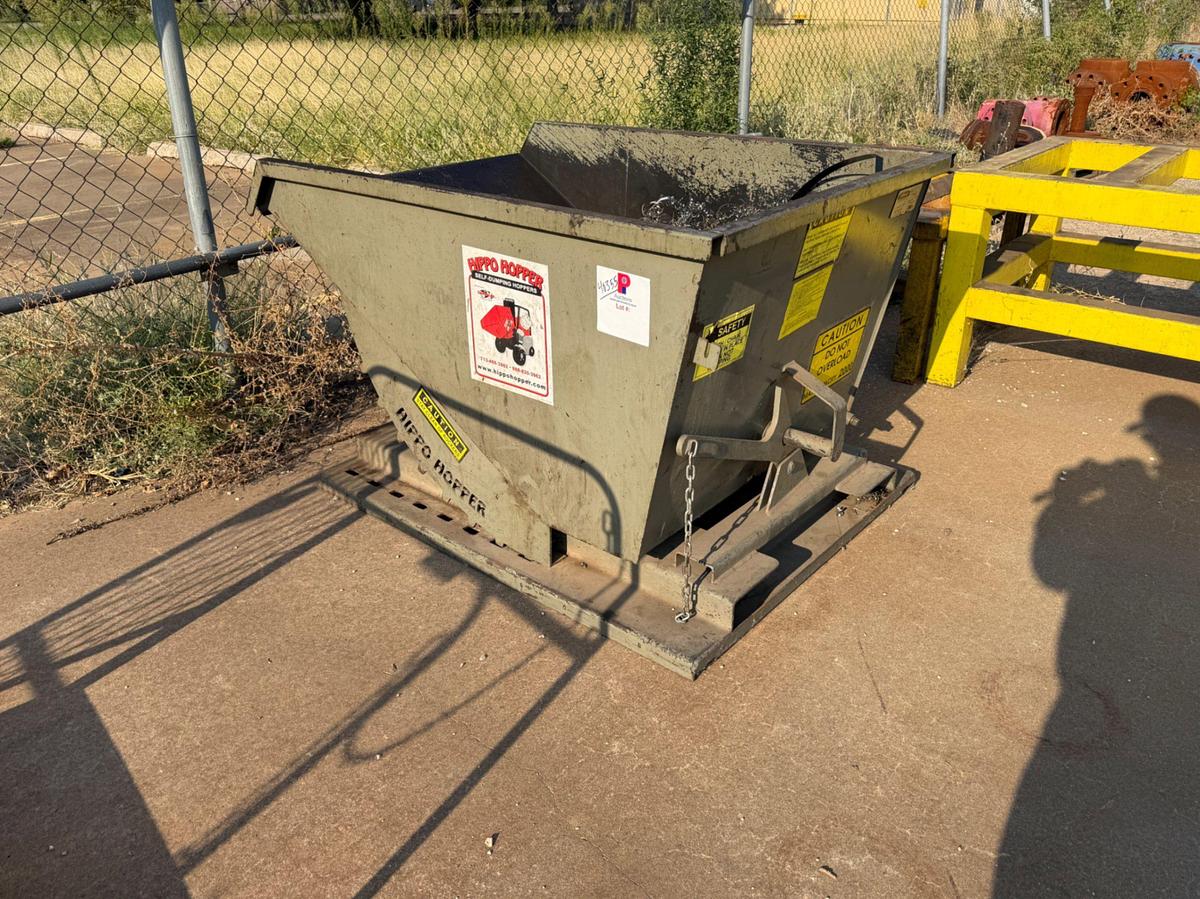 Used Hippo hopper self dumping Hopper