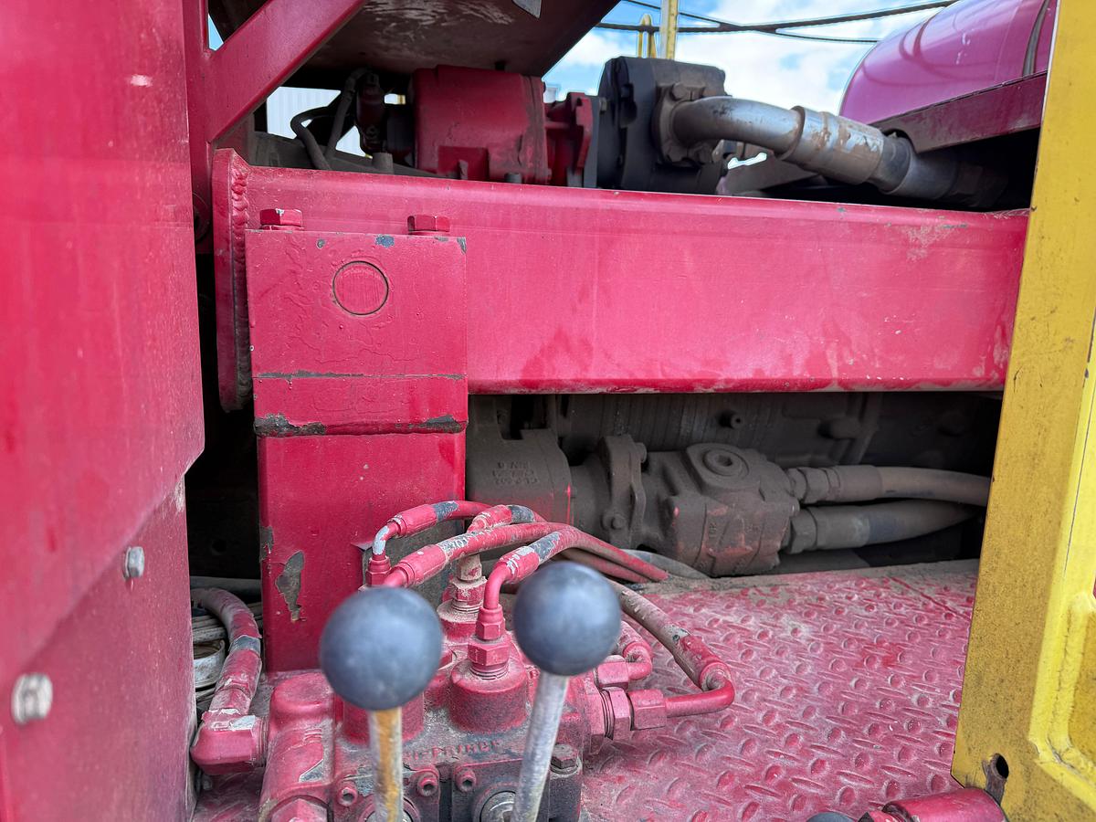 Used 2014 WATSON HOPPER PAY ZONE 550 DD 108’-300K 7-AXLE WELL SERVICE RIG